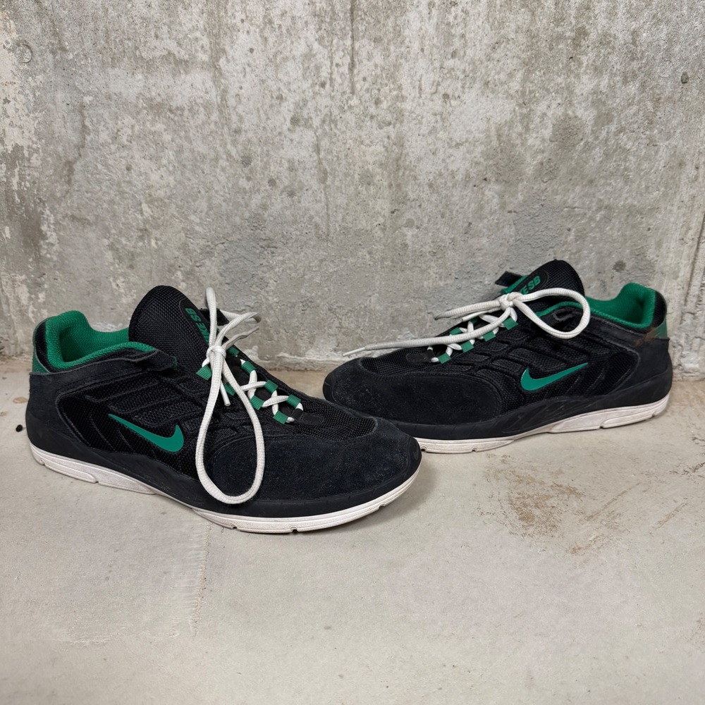 Nike SB vertabrae Black malachite Green‎ Skate Shoes FD4691-003 Mens 9